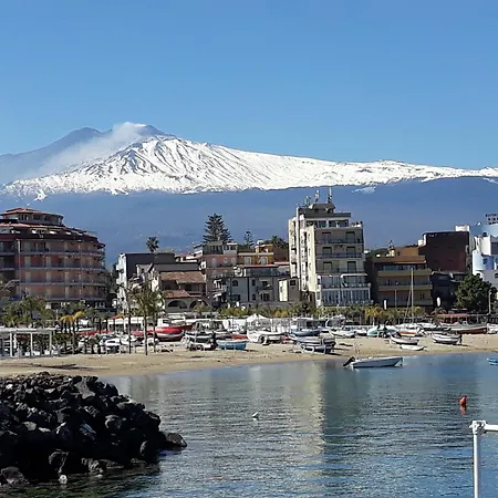Sicily Etna Mareneve Taormina * Fiumefreddo di Sicilia