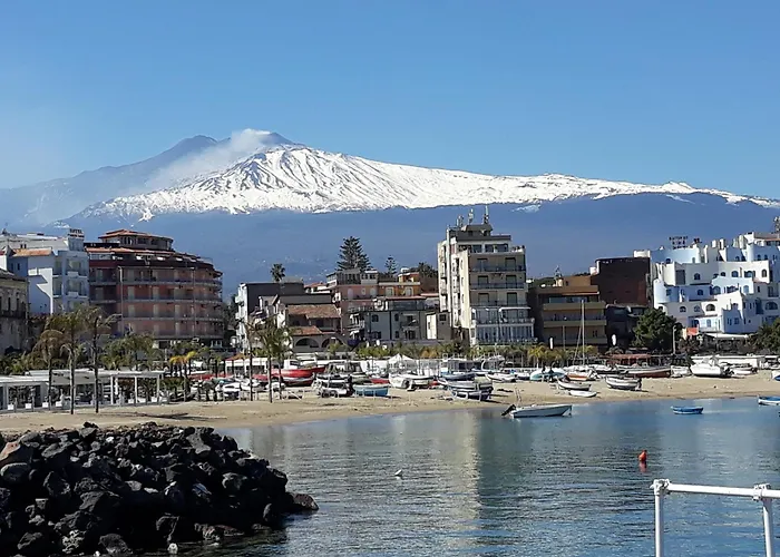Sicily Etna Mareneve Taormina * Fiumefreddo di Sicilia