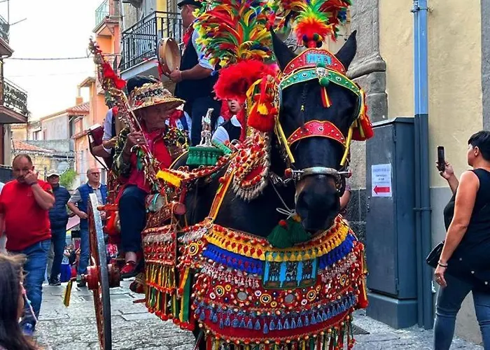 Sicily Etna Mareneve Taormina *