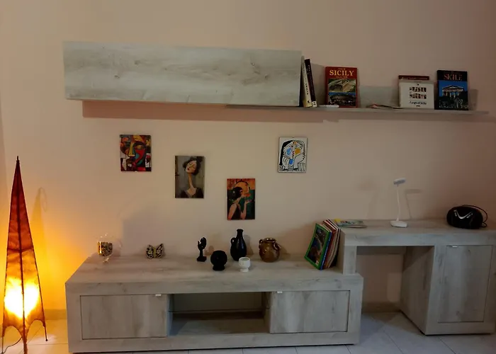 Sicily Etna Mareneve Taormina Fiumefreddo di Sicilia